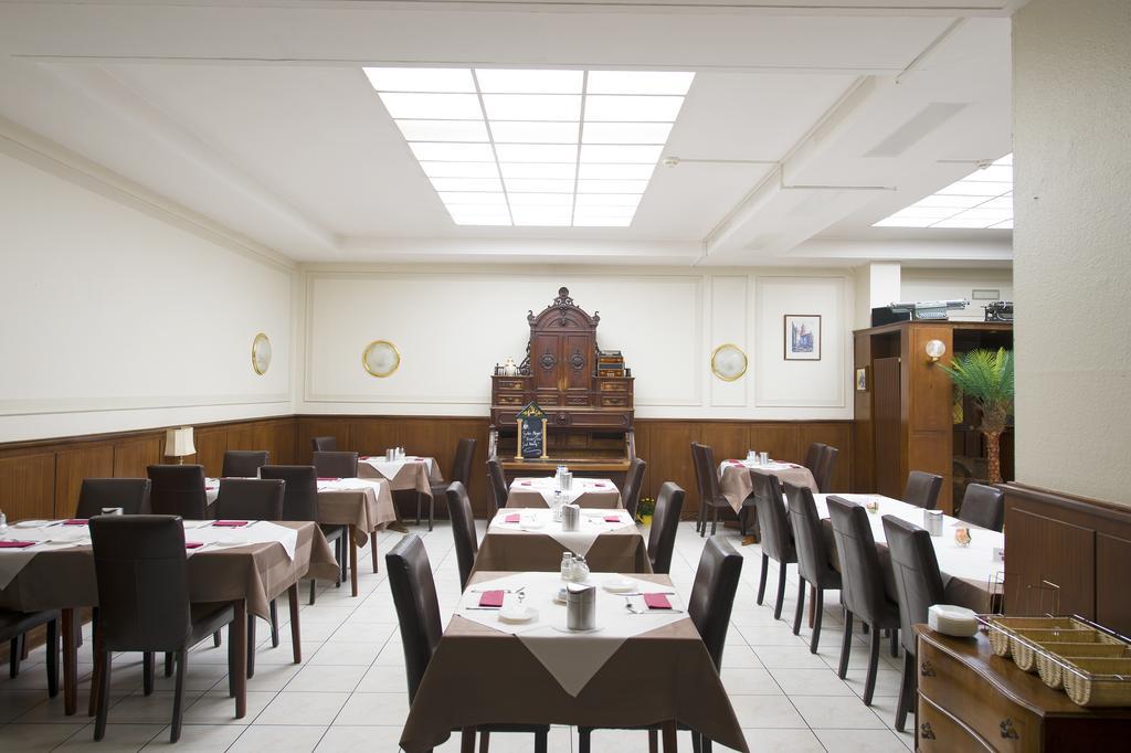 Hotel Continental Saarbrucken Bagian luar foto